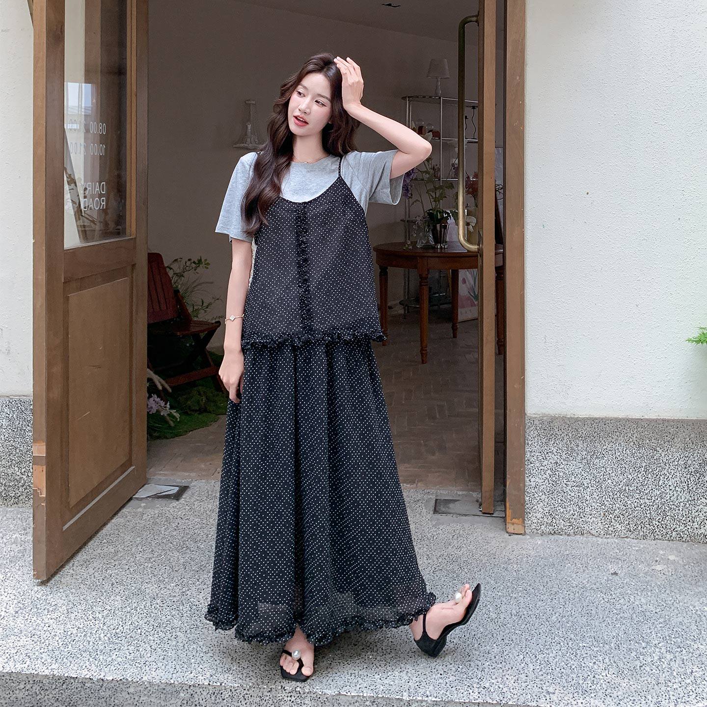 法式优雅浪漫风波点吊带套装女2026新款夏日短袖T恤半身裙三件套
