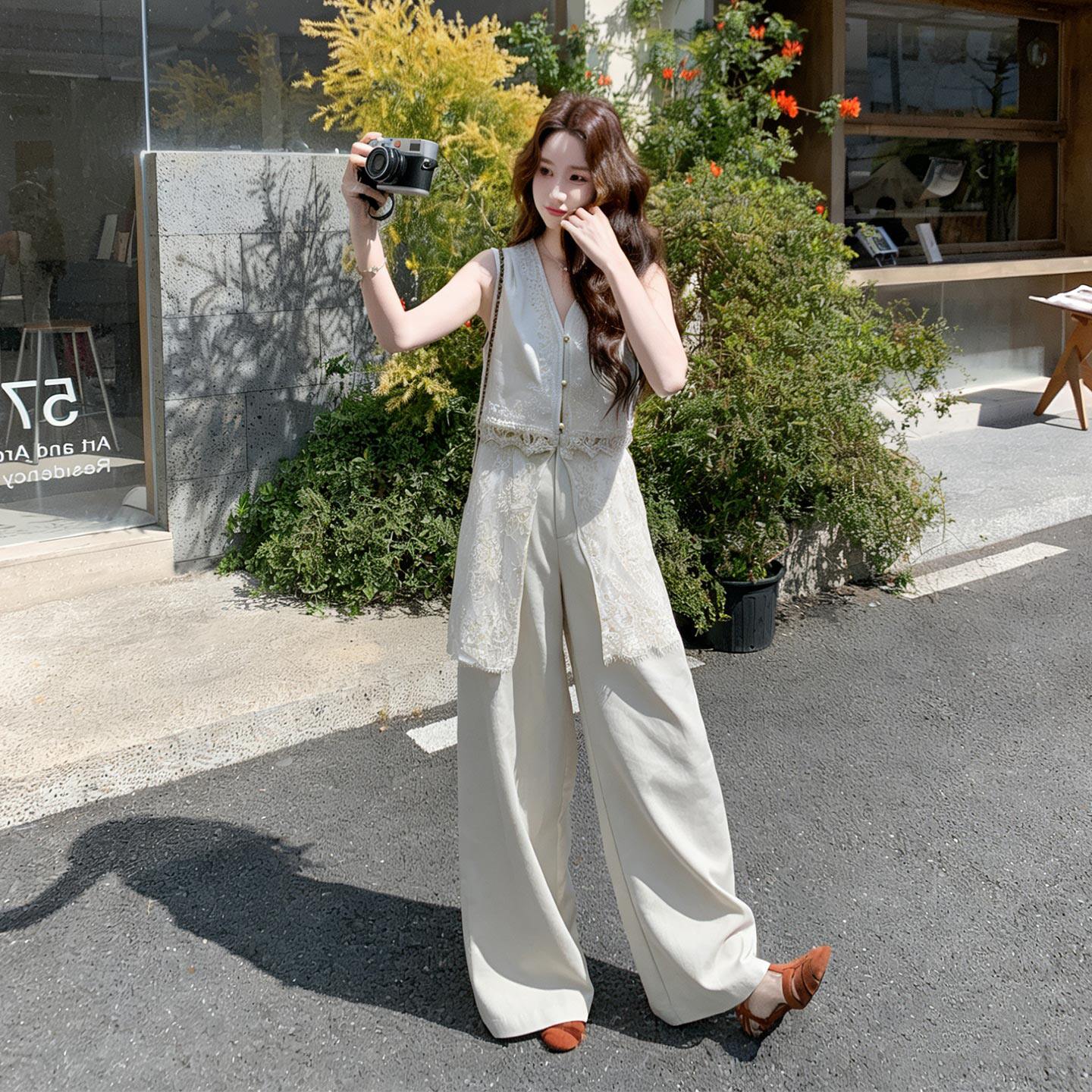 法式高级感优雅气质两件套女2026初夏新款蕾丝拼接马甲直筒裤套装