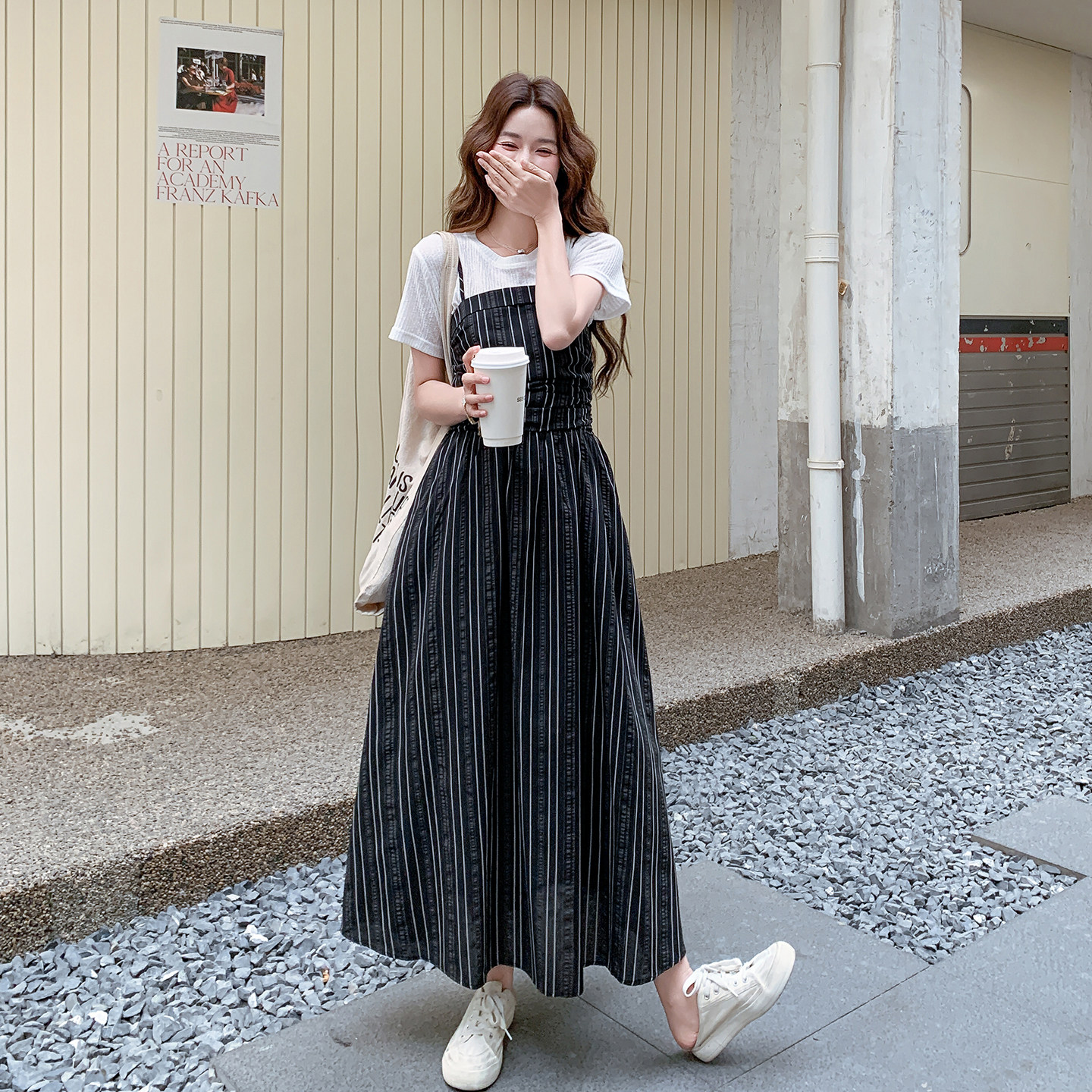 黑色复古文艺风撞色条纹吊带连衣裙套装女2026夏日短袖内搭两件套