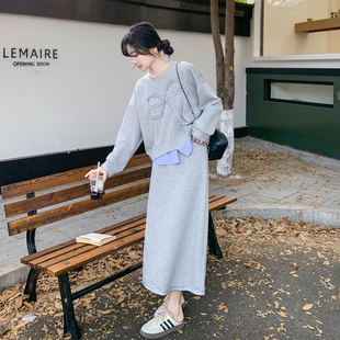 灰色韩系设计感Polo领卫衣套装裙女2026春季宽松休闲半身裙两件套