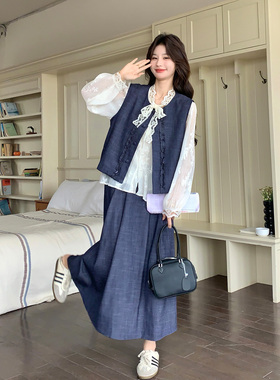 深蓝色法式气质花边马甲套装女2026早春新款蕾丝内搭半身裙三件套