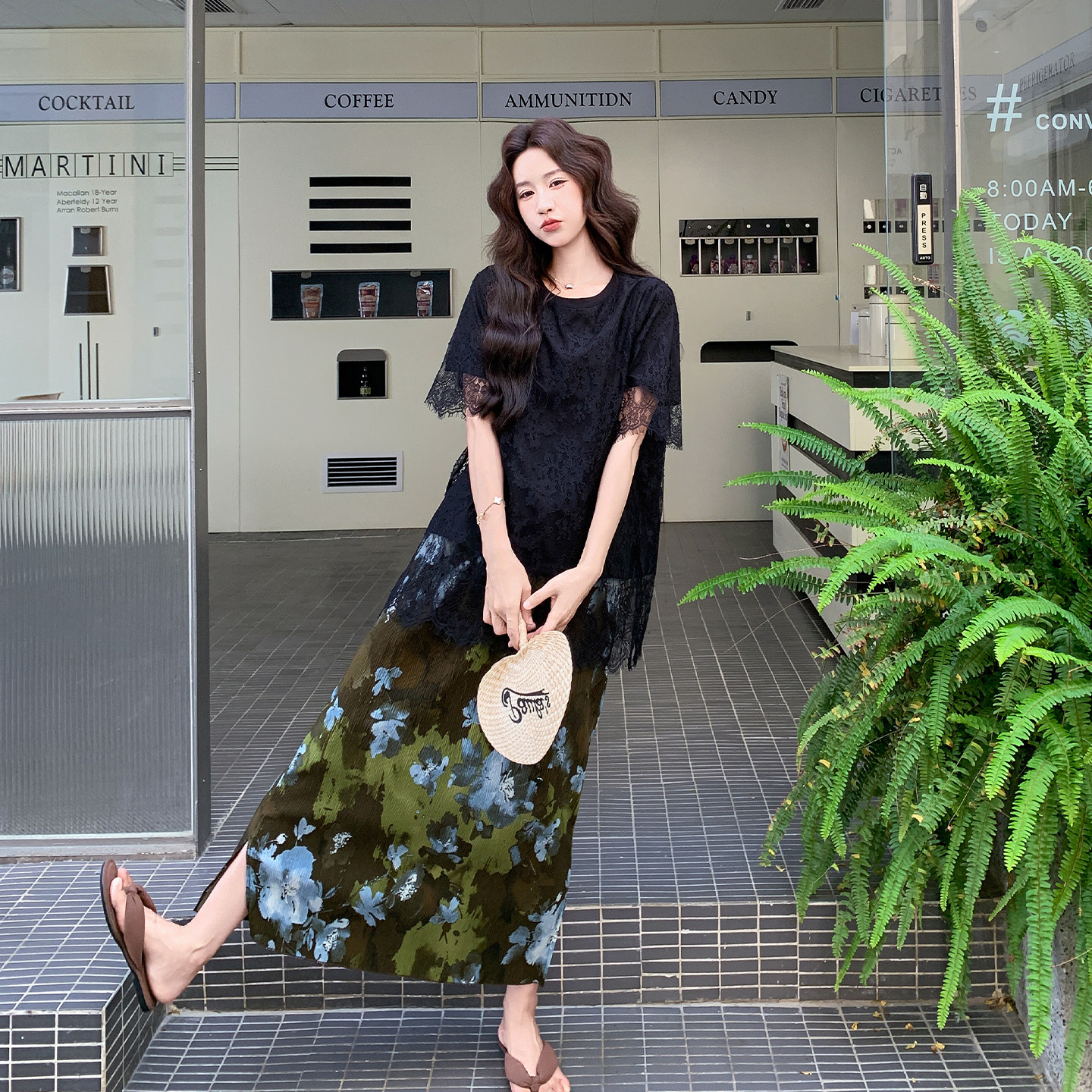 夏季蕾丝拼接T恤印花裙两件套