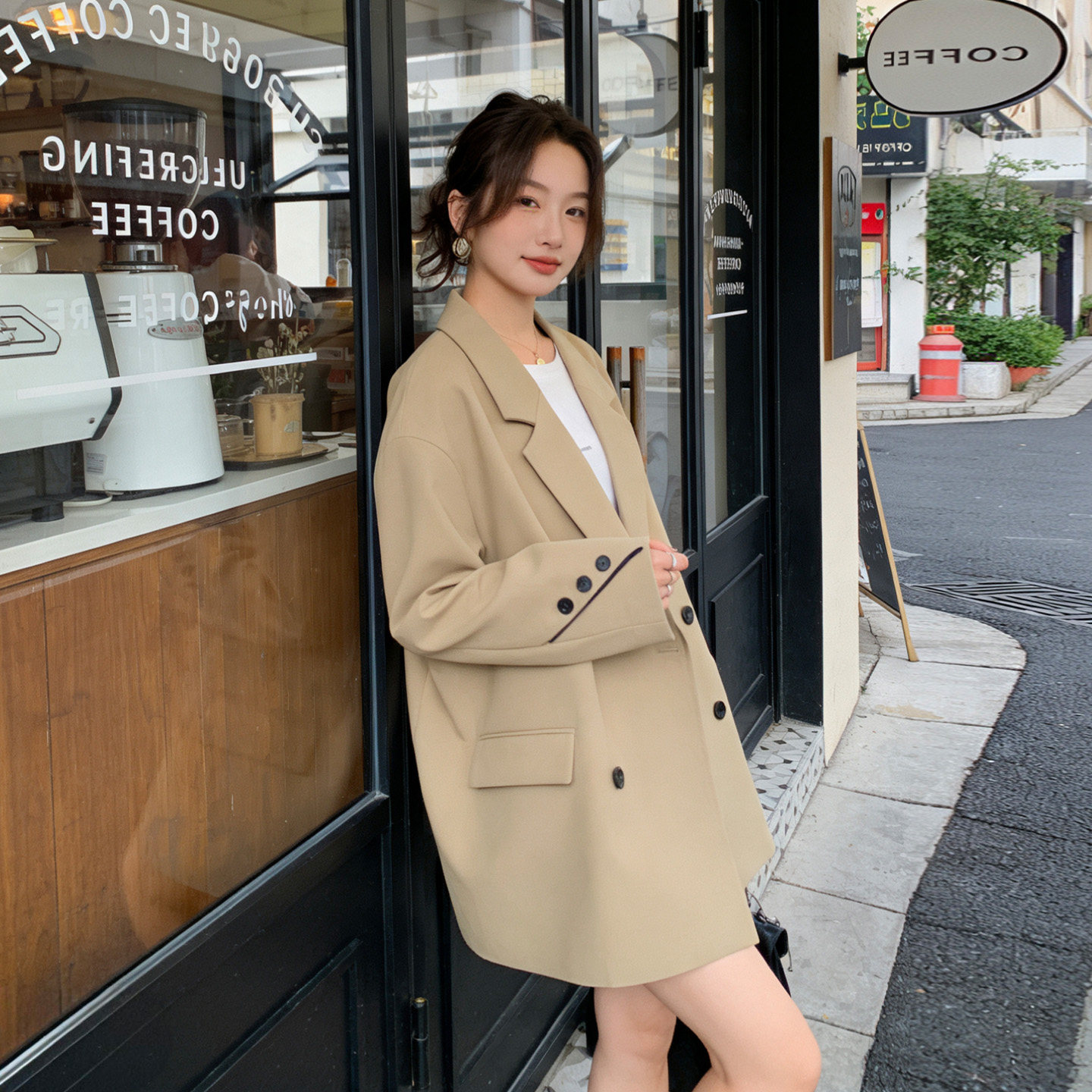 卡其色高级感西装外套2026春天新款韩系大女主职场穿搭设计感西服