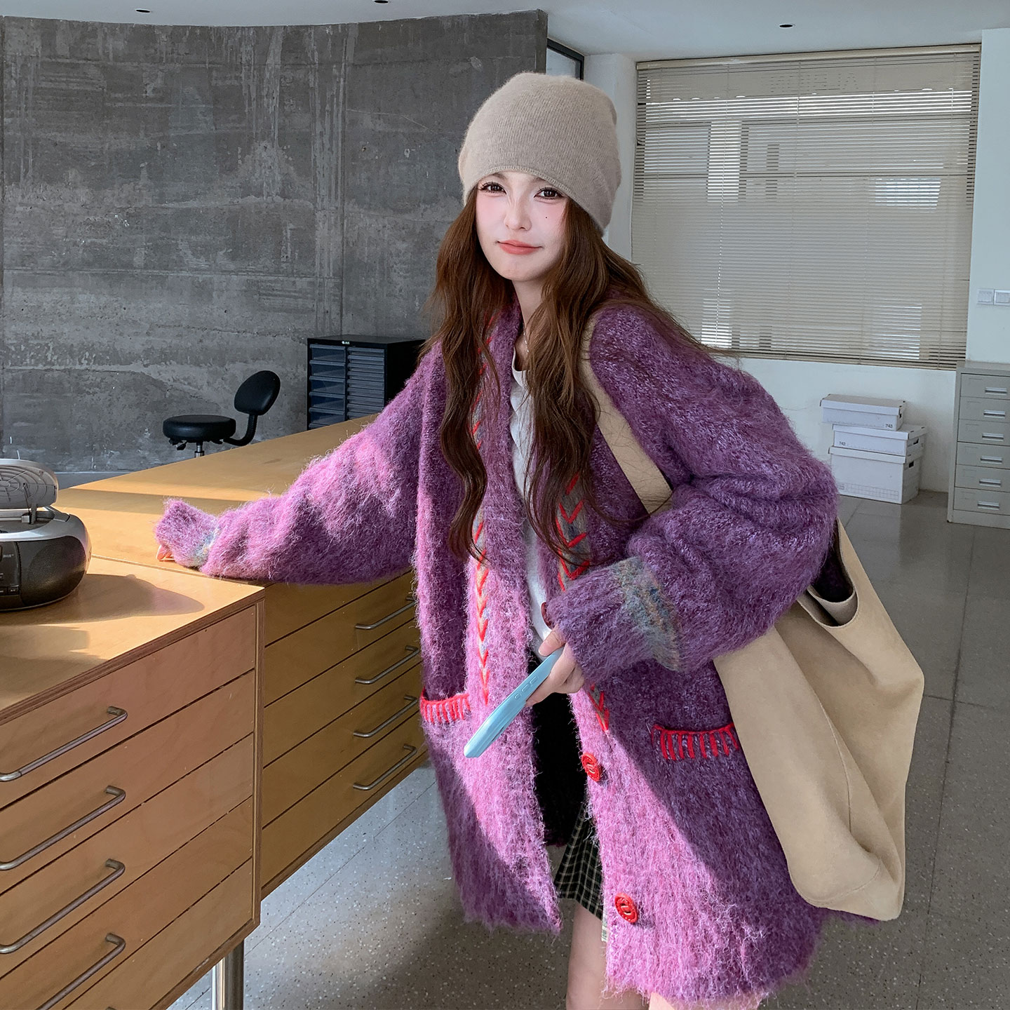 紫色优雅贵气御姐风针织外套女2026新款小个子复古高级感撞色开衫