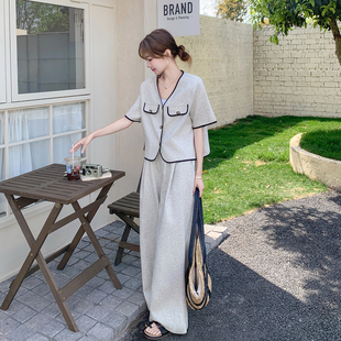米灰色时尚 女2026夏新款 撞色拼接V领上衣长裤 两件套 洋气时髦套装