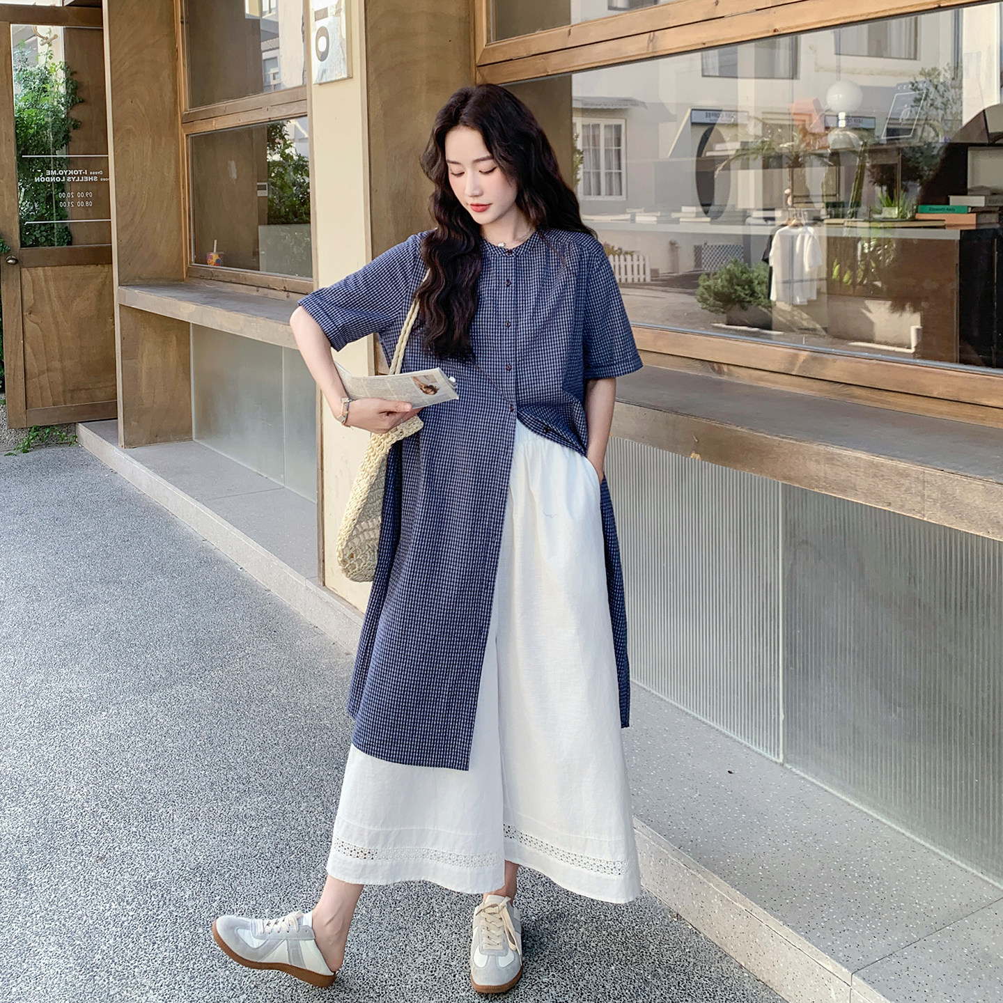森系松弛感百搭套装女2026初夏新款休闲格纹短袖长衫阔腿裤两件套