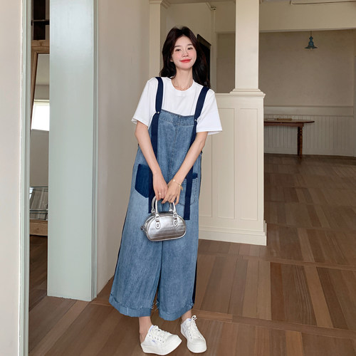 蓝色韩版休闲设计感撞色拼接牛仔背带裤女2026夏季新款时尚阔腿裤