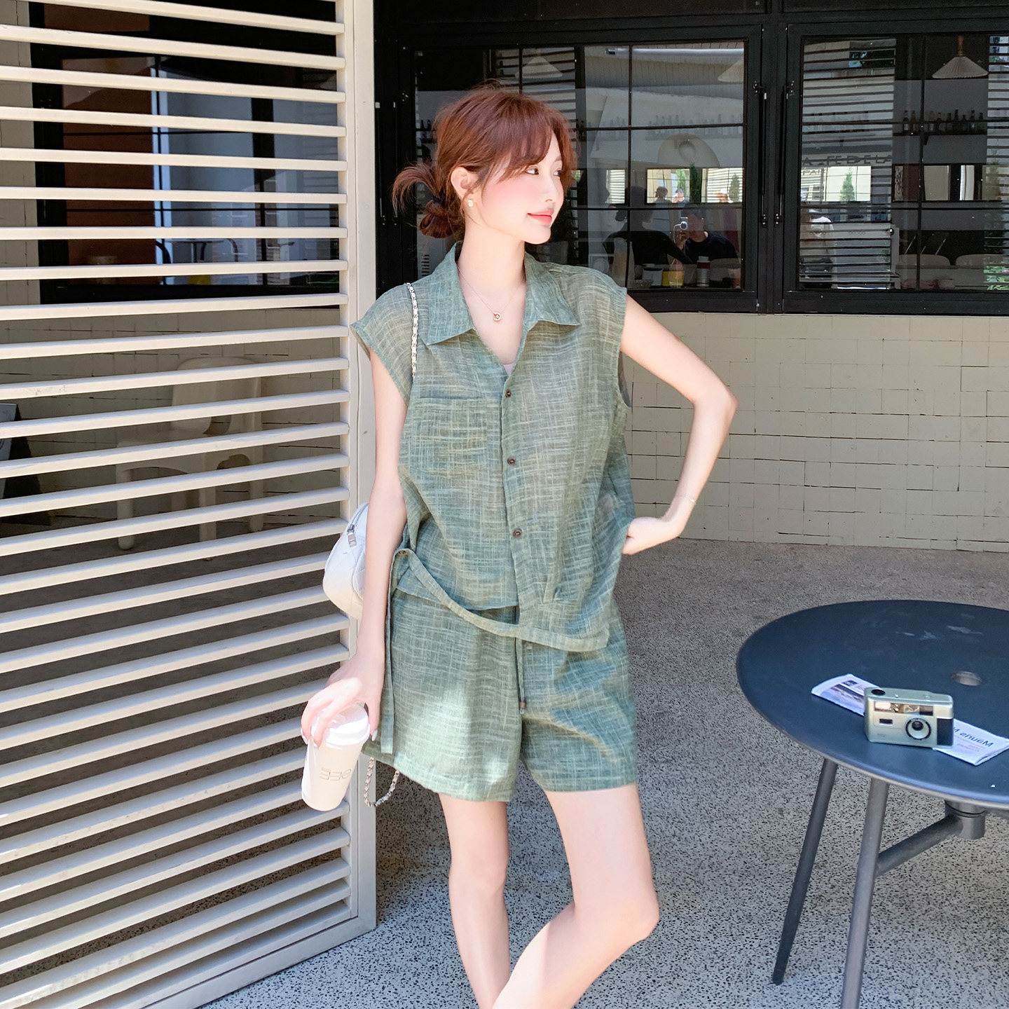 复古翻领无袖套装女夏收腰显瘦