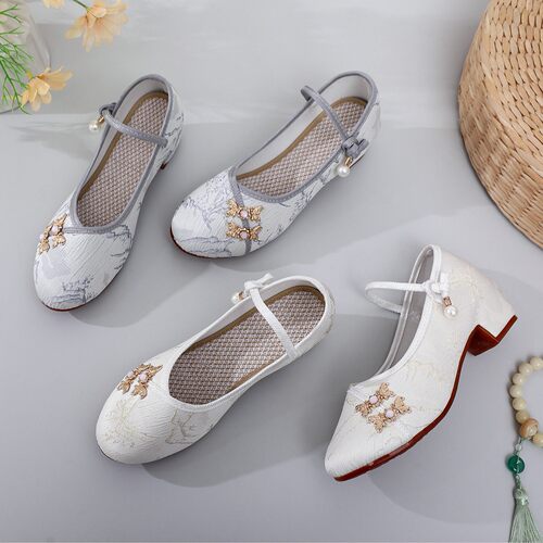 复古春秋款绣花鞋中国茶艺古风汉服绣花鞋北京布鞋纯色鞋子