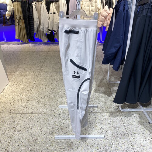 安德玛男裤休闲透气长裤