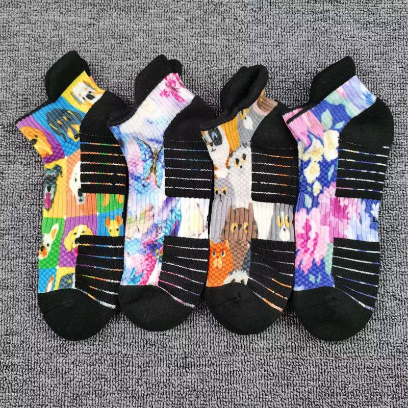 外贸单袜子女个性潮袜短筒纯棉运动毛巾底吸汗跑步袜印染无骨女袜