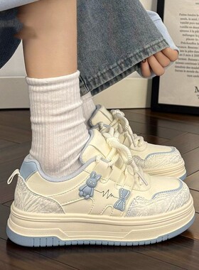 樱花粉小白鞋子女2026春秋新款百搭学生高颜值校园vibe风休闲板鞋