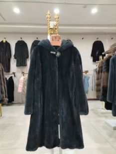 胸围110衣长93进口皇冠整版 连帽后浪位 水貂貂皮大衣墨绿色长款