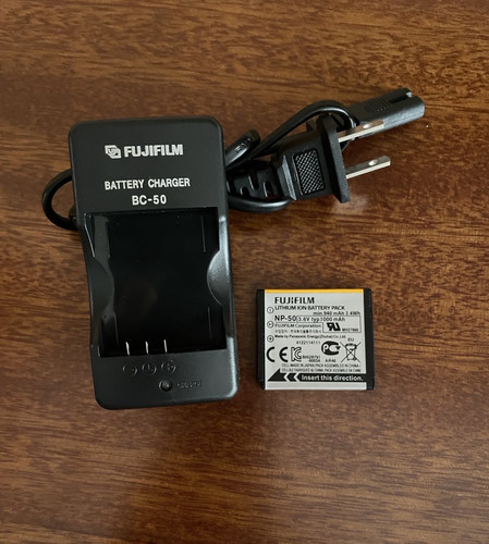 富士CCD FNP-50电池F50 F60 F100  F800 X10 X20 NP50电池+充电器