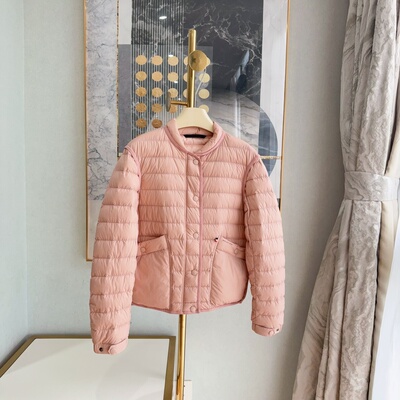 轻薄防水绗缝白鹅绒羽绒服