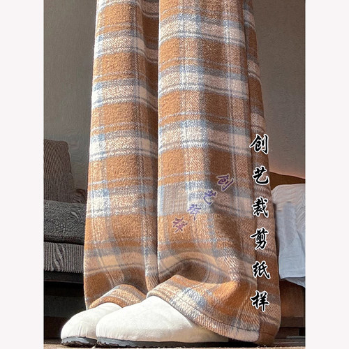 创艺格子女裤牛皮纸纸样缝纫