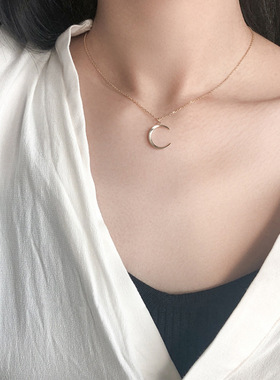 小众设计短款轻奢月亮项链