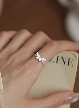 银色蝴蝶戒指女小众设计气质时尚食指戒百搭2025新款开口指环ins