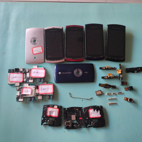 适用于 索尼爱立信 U5i 屏幕 主板 后可  摄像头 按键 喇叭 排线