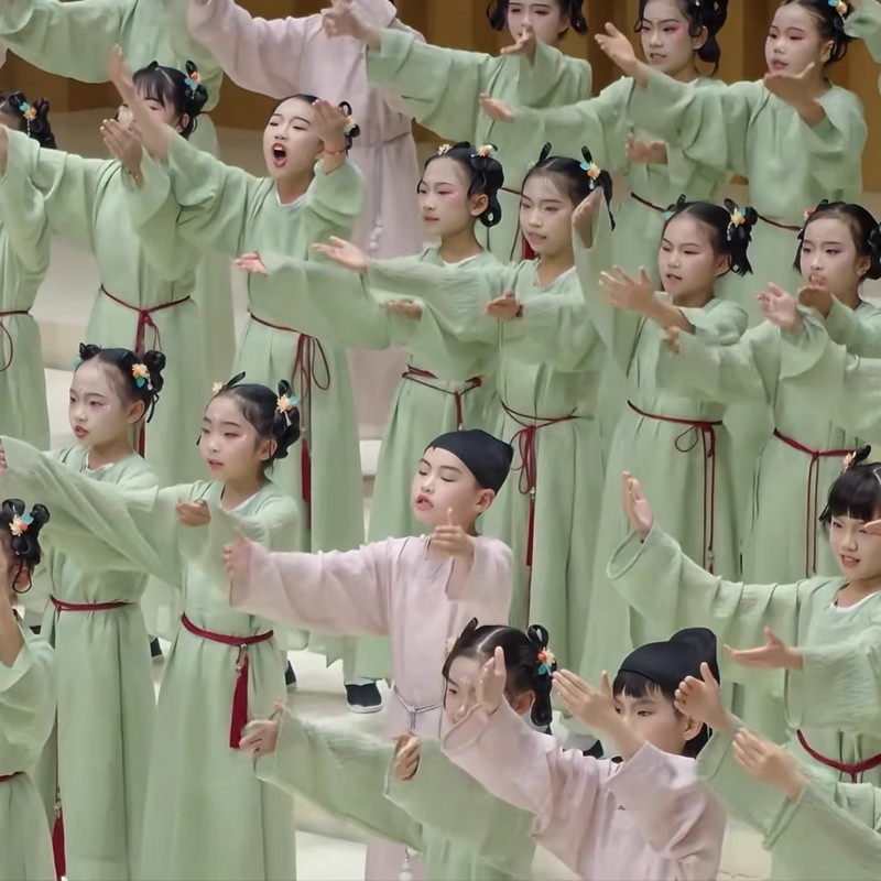 新款男女少儿童将进酒古诗朗诵书生圆领袍合唱中国风表演出国学服