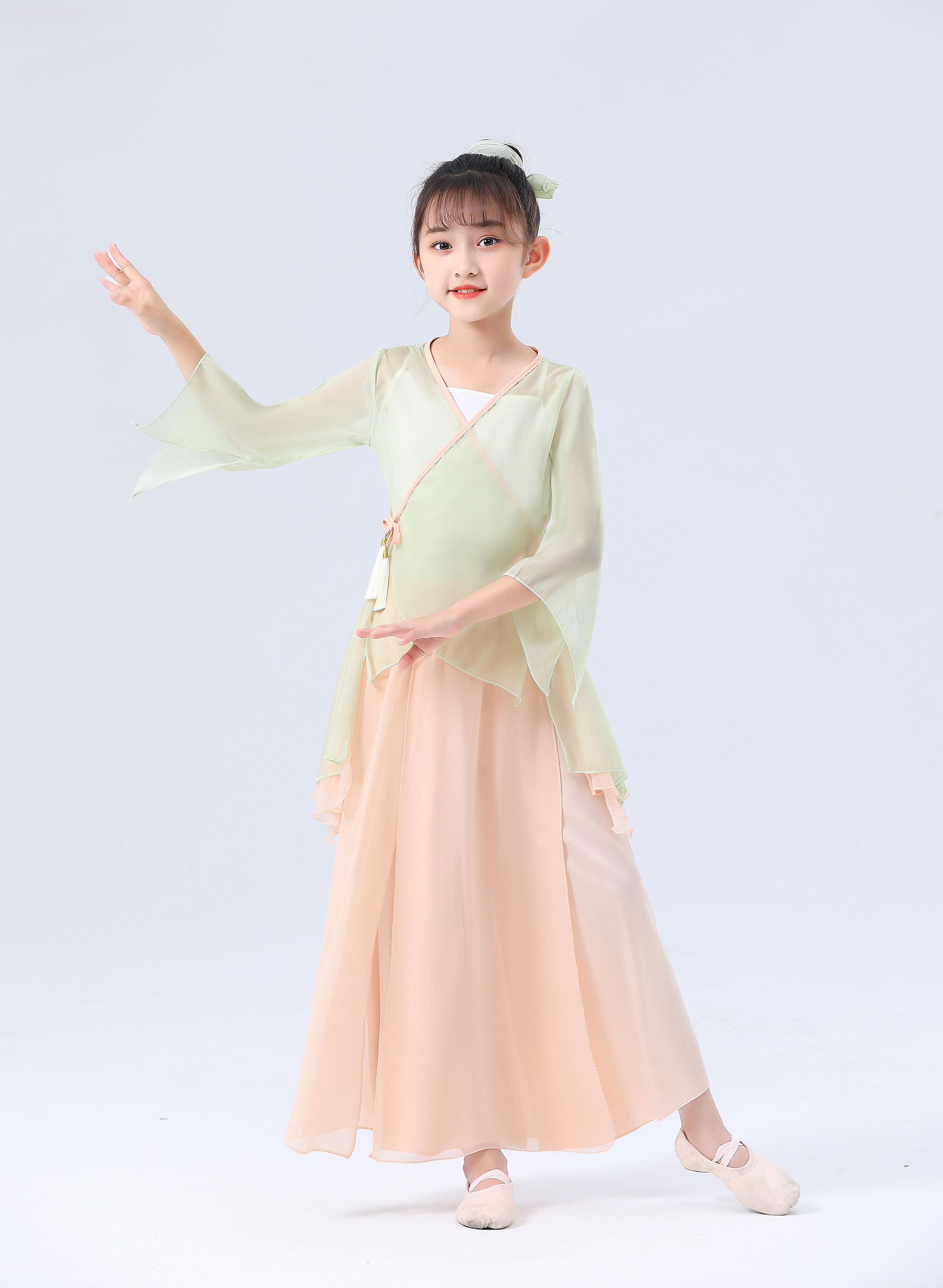 新款古典舞蹈演出服女童飘逸纱衣中国风民族舞蹈练功服装身韵仙气图片