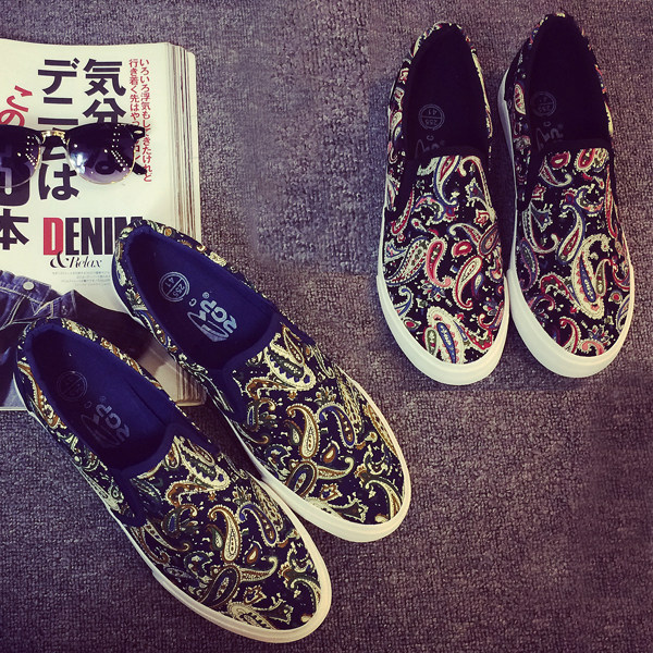 一脚蹬潮鞋街拍帆布鞋夏季社会小伙休闲鞋潮老北京布鞋青少年男鞋在类目 流行男鞋, 帆布鞋中 - 来自Buy2taobao.com提供专业的淘宝代购服务