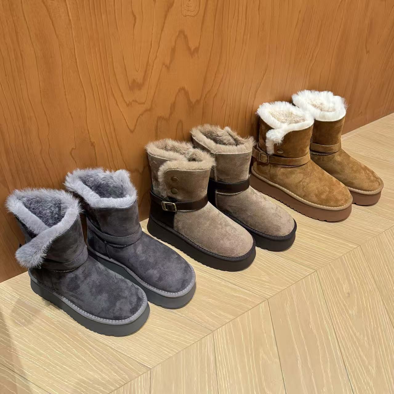 H55女鞋圣彼得冬令时2025冬季新款圆头厚底氛围感时尚超厚雪地靴