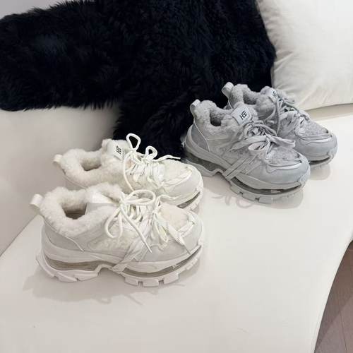 H55女鞋鎏金珠光2025冬季新款厚底百搭增高休闲运动气囊老爹鞋