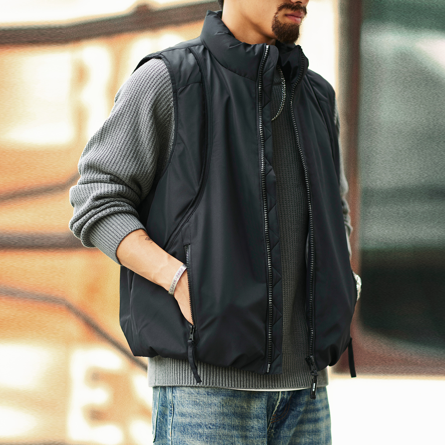 90鸭绒立领羽绒马甲男2025冬季新款宽松保暖坎肩背心工装无袖外套