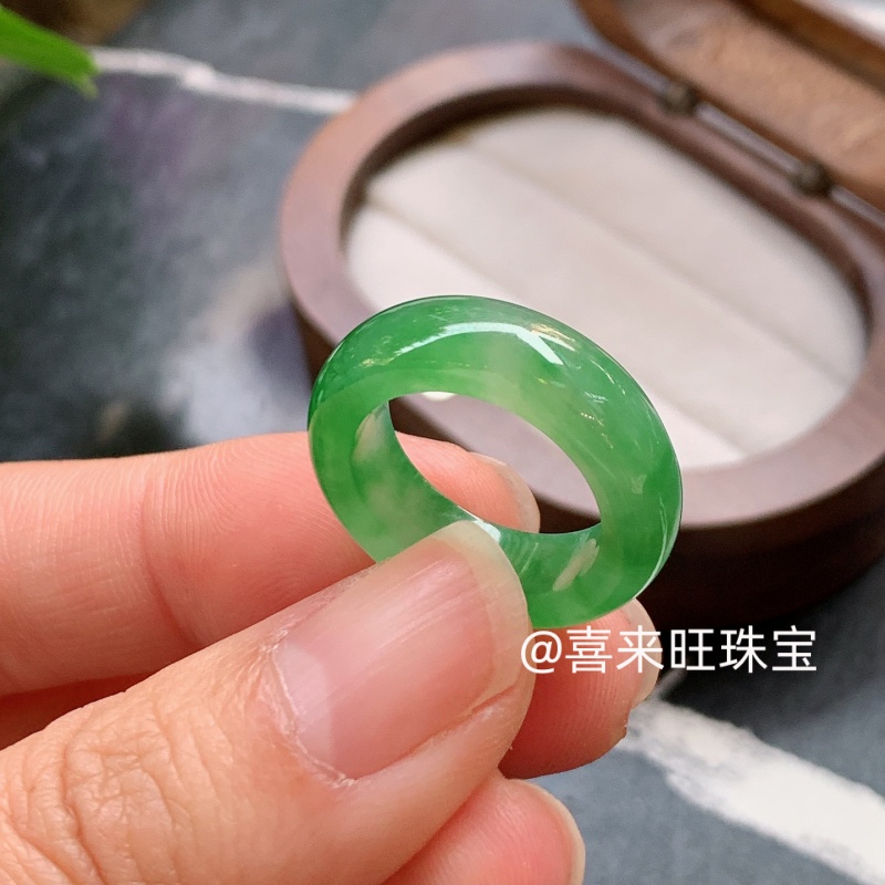 冰种冰阳绿浅绿色玉石戒指指环