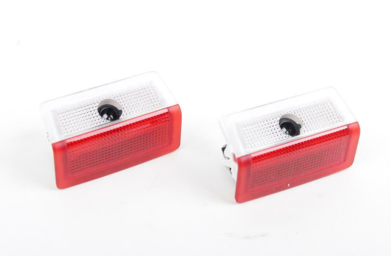 奔驰车门迎宾e200三叉镭射