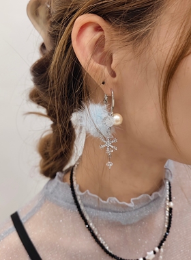 kari show手作日系ins风小众高级感雪花锆石耳钉女小众设计耳环