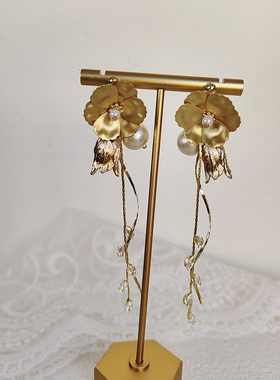 kari show秋冬新款日本人气大热金属风合集流苏珍珠吊坠通勤耳饰