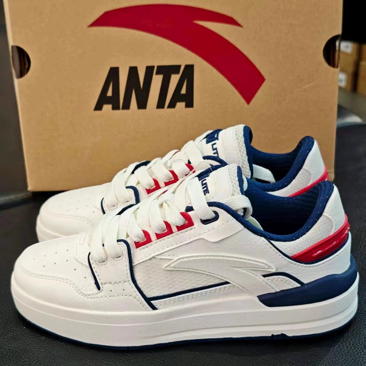 安踏街顽lite板鞋男款2025新款