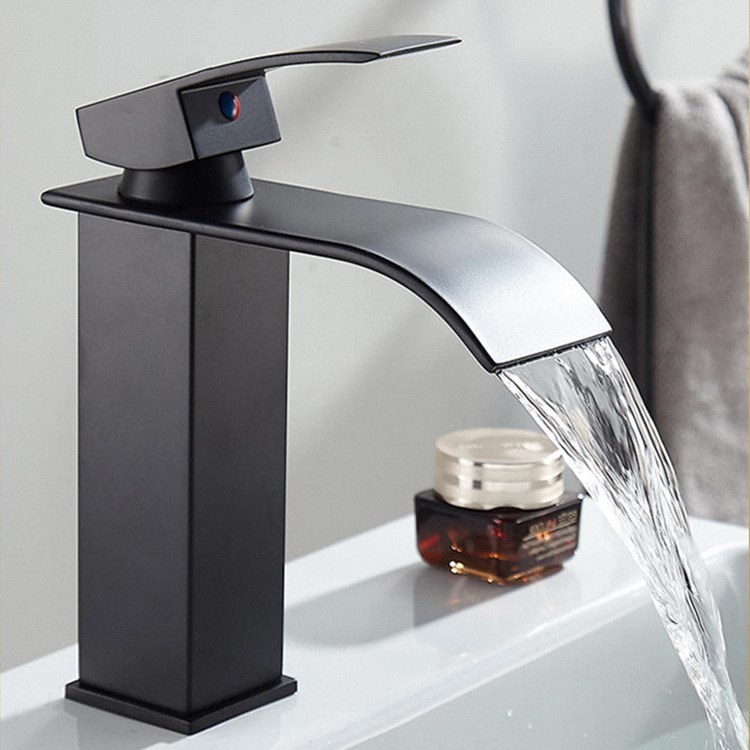 北欧黑色铜芯瀑布水龙头冷热台上盆洗脸面盆卫生间浴室柜单孔龙头