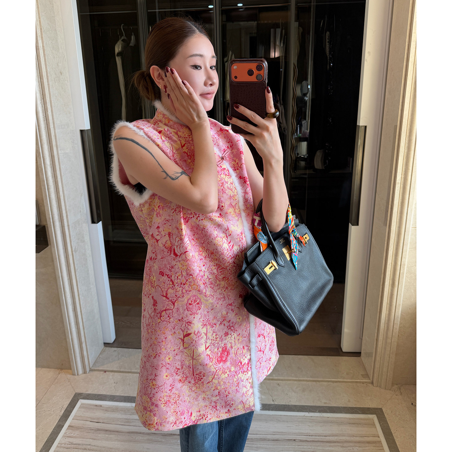 CHU楚妞[绯棠]桑蚕丝羊毛盘扣提花马甲2025冬季新款女中式背心,女装/女士精品,马夹,淘宝优惠券,粉丝福利购,淘宝优惠卷