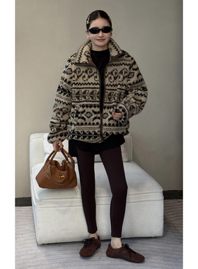 CHU楚妞[织原]摇粒绒费尔岛立领短外套2025秋冬季新款女慵懒开衫