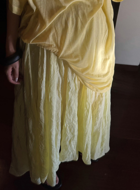 CHU楚妞[耶黄]肌理感褶皱A字中长款半身裙2026夏季新款女裙子