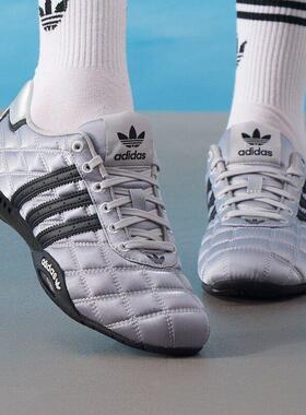 adidas三叶草女鞋 ADIRACER时尚百搭舒适耐磨运动休闲鞋JS0284