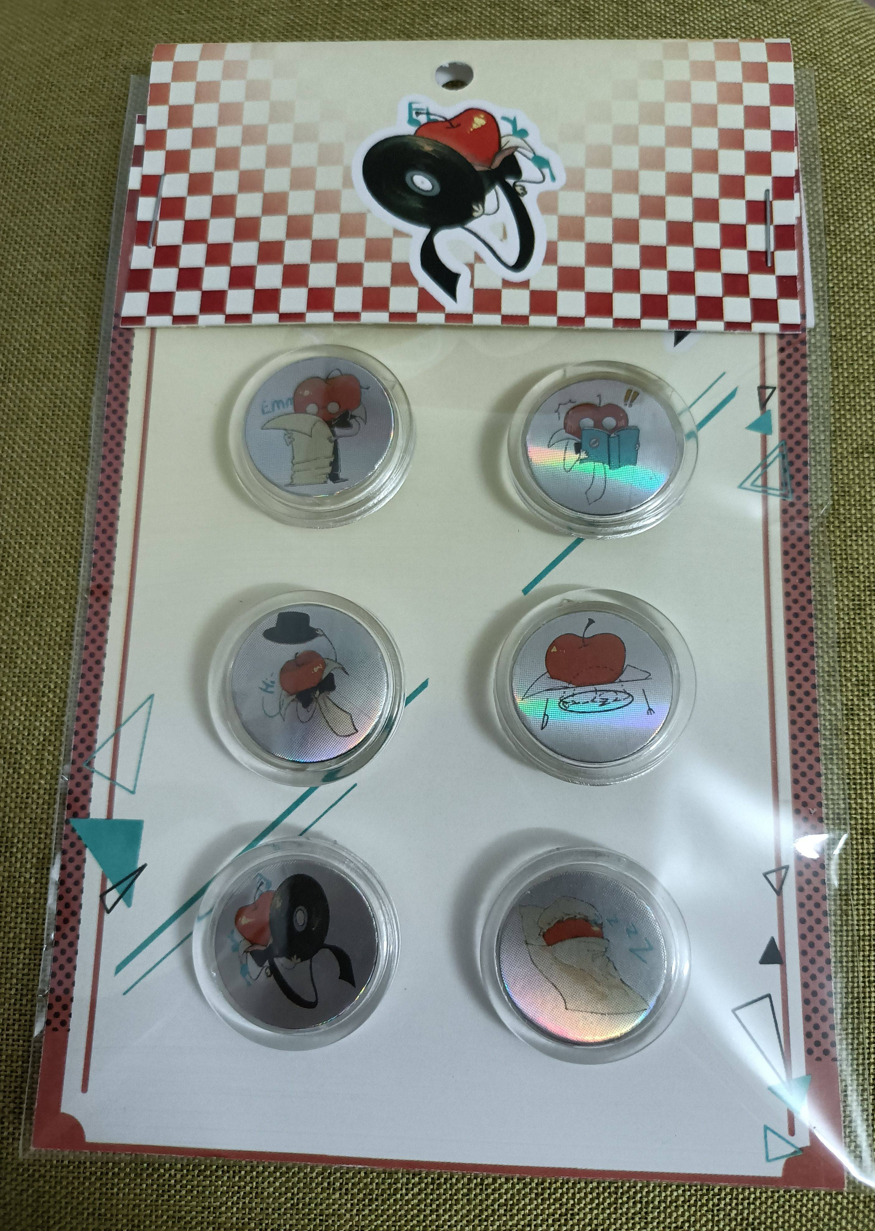 重返未来1999周边苹果先生小鼻嘎迷你亚克力无扣针装饰盒6件套,模玩/动漫/周边/娃圈三坑/桌游,动漫徽章/立牌,淘宝优惠券,粉丝福利购,淘宝优惠卷