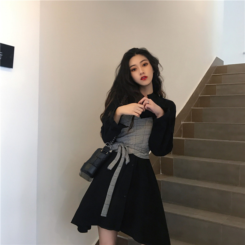 限4000张券复古连衣裙港风怀旧高级感小黑裙黑色系列女装冷淡风酷高冷系学生