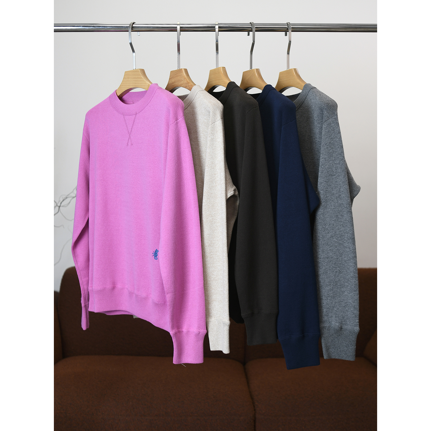 颖颖家 日系休闲R系列海马刺绣 超柔软纯棉圆领罗纹针织卫衣W1447