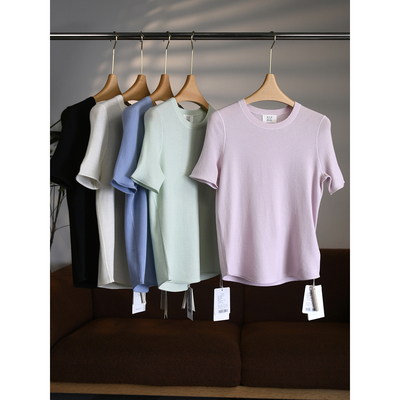 [颖颖家]匠心J系100美丽诺羊毛细坑条显瘦圆领卷边针织短袖W2056