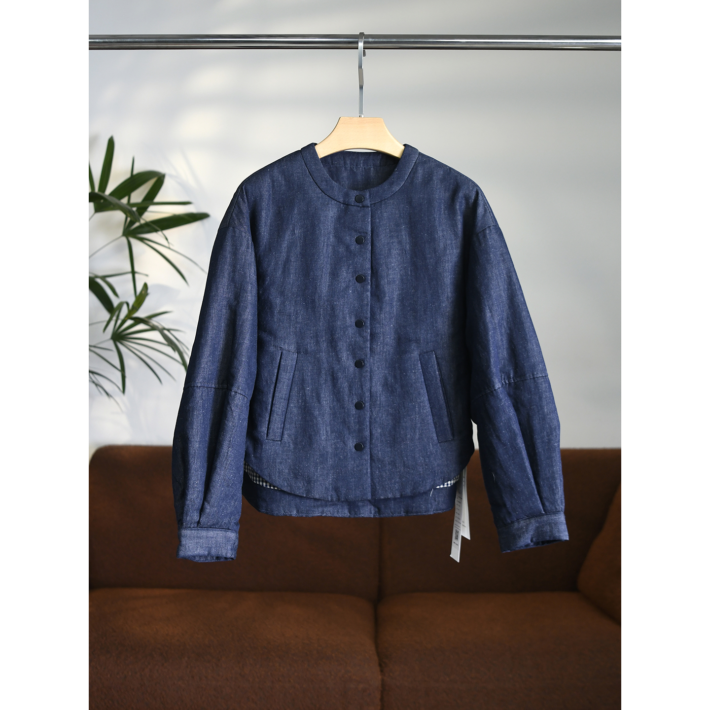 颖颖家 极简牛仔蓝亚麻棉混纺圆领落肩单排暗扣夹棉短外套 W1621