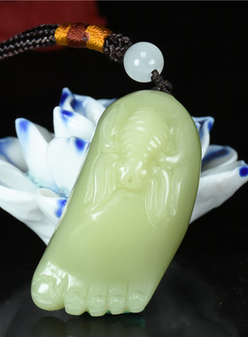 新疆和田玉小脚丫挂件挂坠糖玉