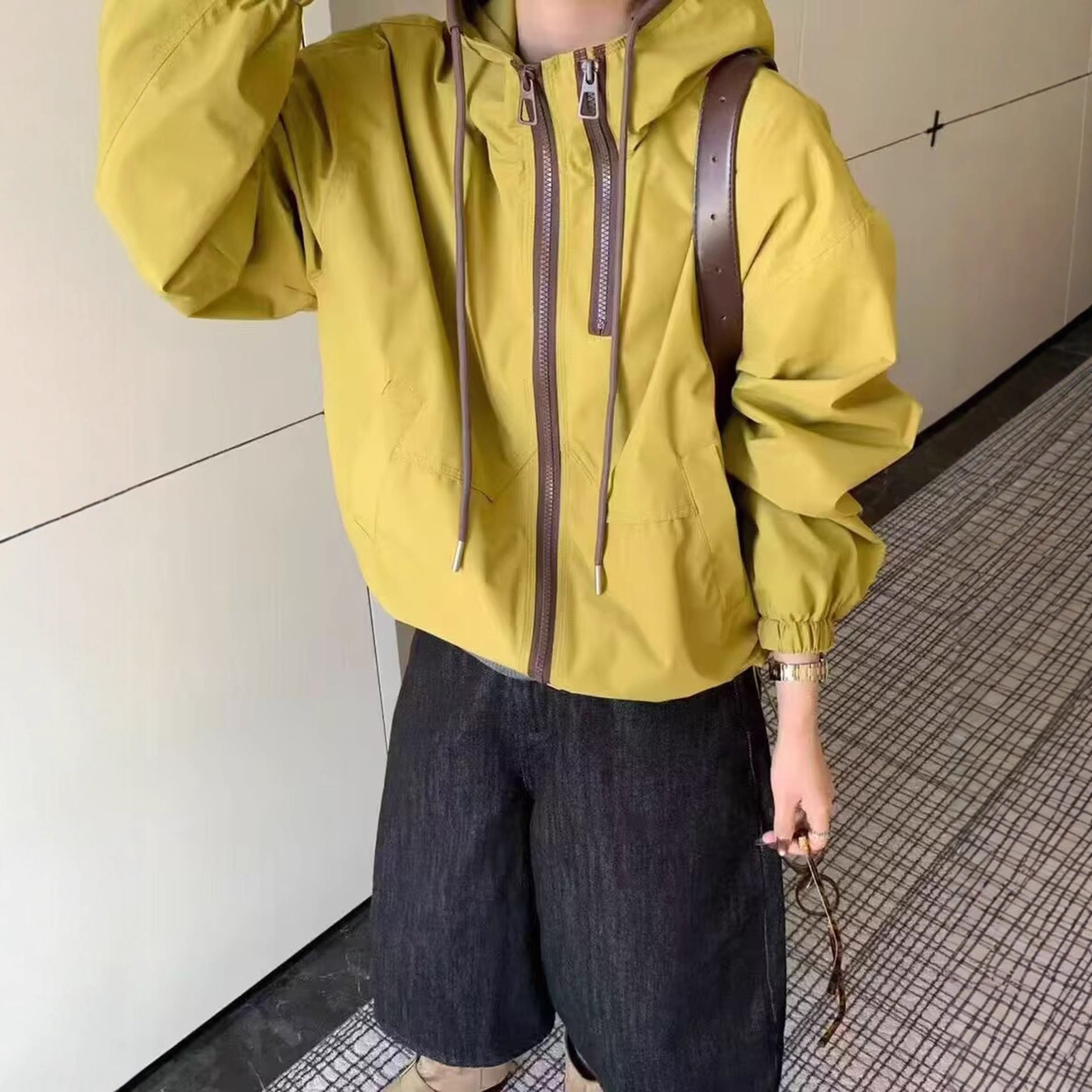 2025撞色双拉链连帽冲锋衣外套秋季新款时尚百搭潮流女士夹克