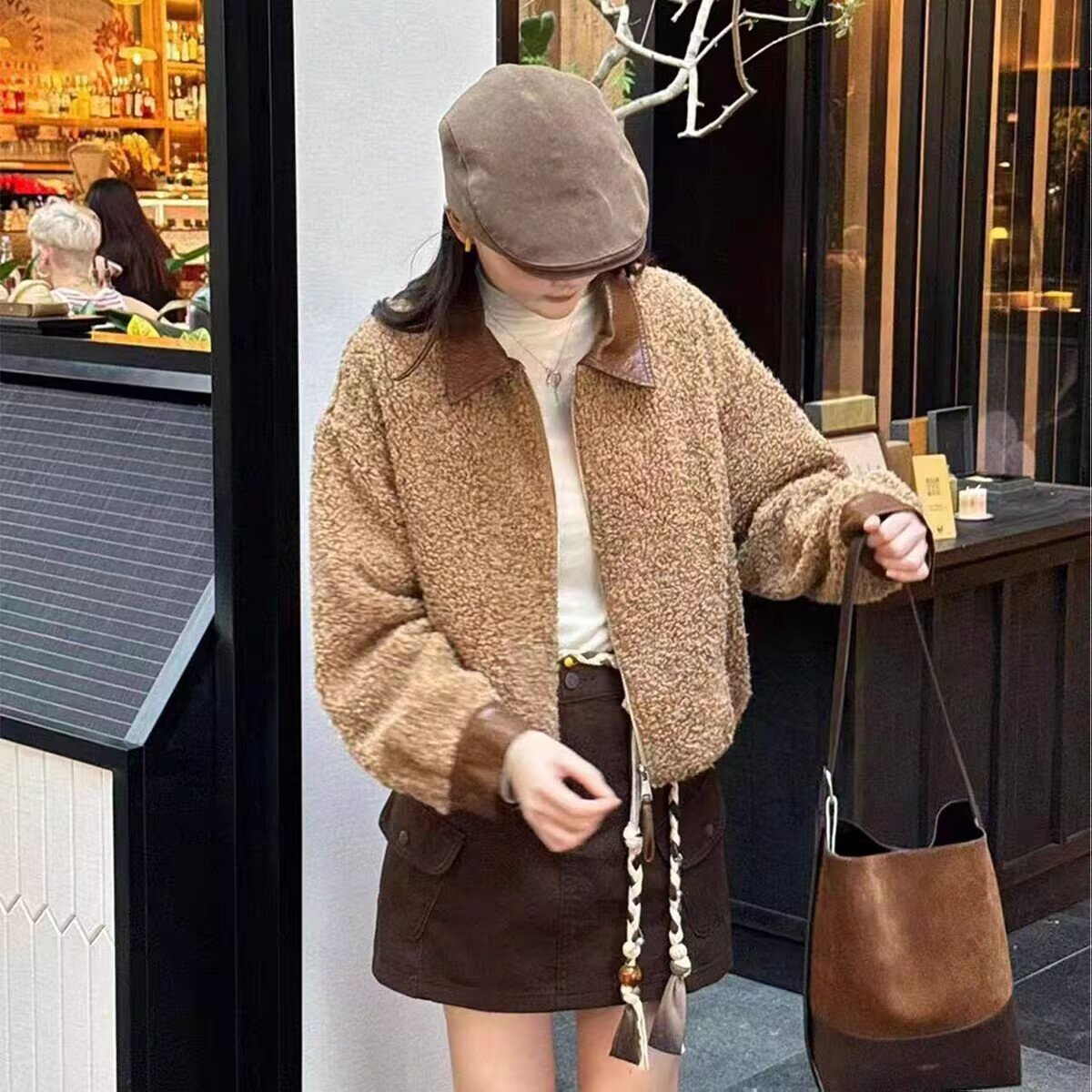 高端时尚拼接羊羔毛外套女短款2025秋冬时尚洋气减龄百搭皮毛一体,女装/女士精品,短外套,淘宝优惠券,粉丝福利购,淘宝优惠卷