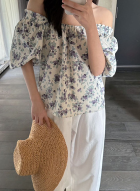 about moon2025夏季韩系可一字肩两穿紫调花打底小衫衬衫女01117