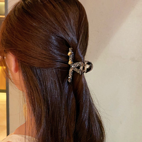 抓夹亚克力气质百搭镶钻