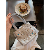 HOYOZI原创 小优家包包 多巴胺女孩钻钻手机小挎包链条银色包